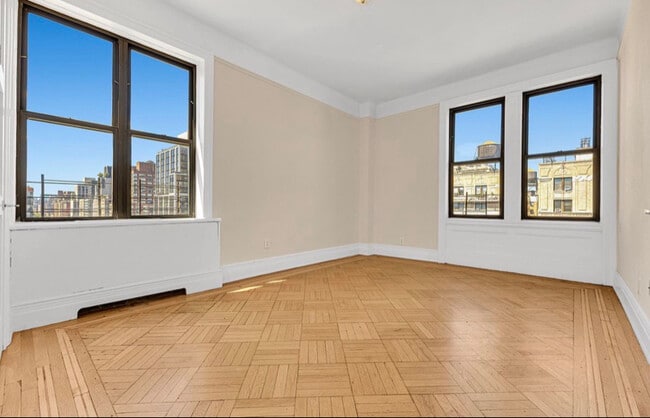 Photo - 220 W 98th St