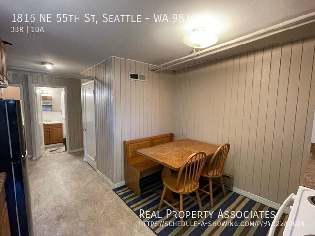 Photo - University District Basement Apartment Unidad WA 98105