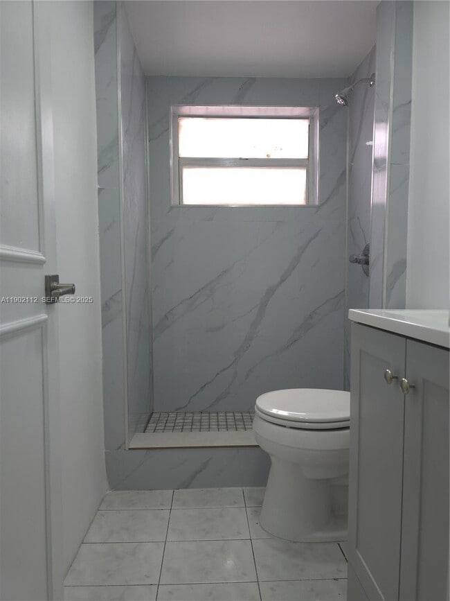 Photo - 323 Washington Ave Unit 6