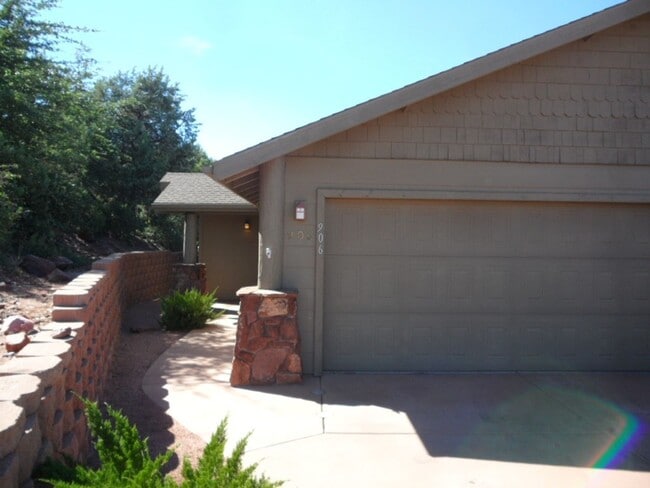 Photo - 2 bed / 2 bath - 2 car attached garage