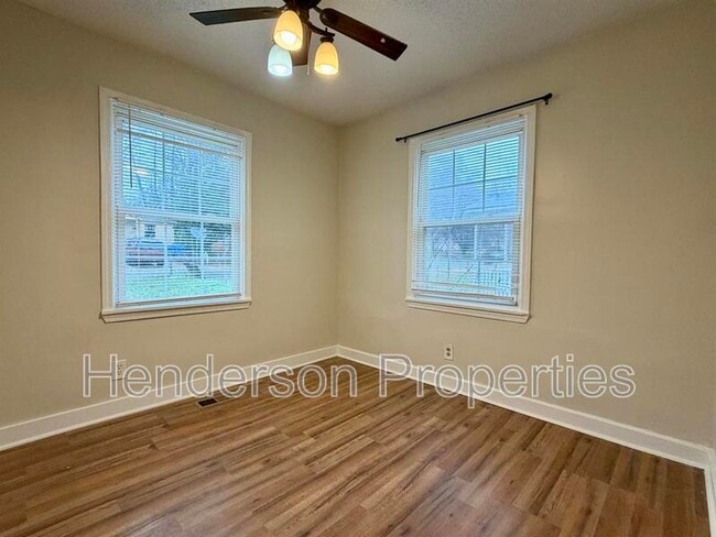 Photo - 2613 Remington St