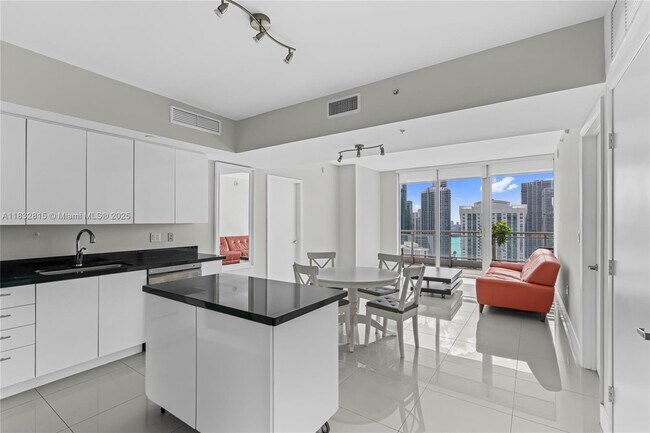 Photo - 92 SW 3rd St Condo Unit 4112