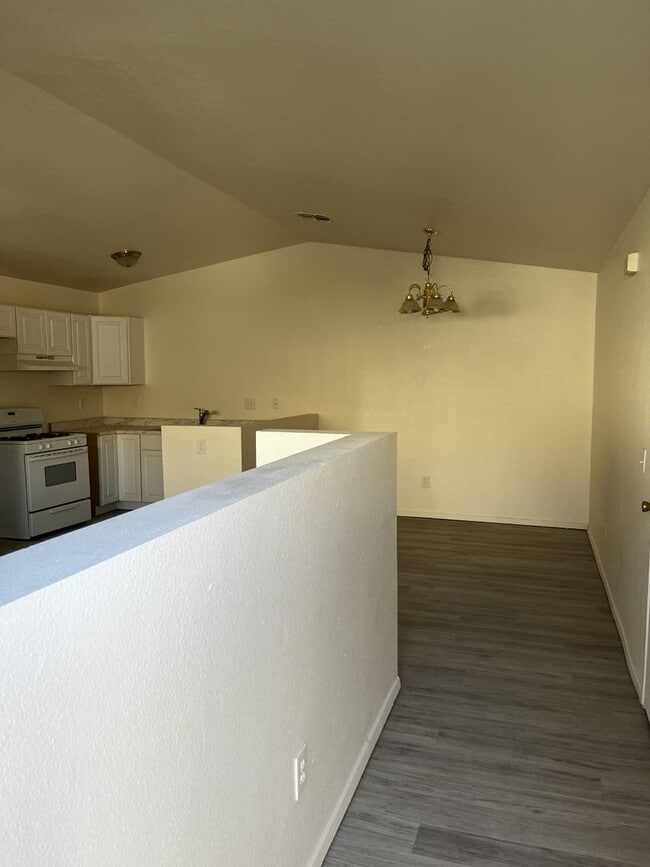 Building Photo - GP -7221 Murray Lane Unit A Rental