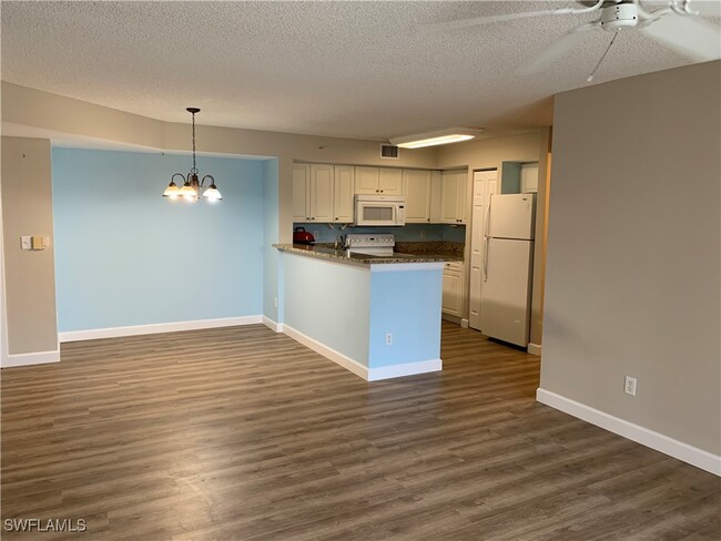 Photo - 1250 Wildwood Lakes Blvd Unidad 101 Rental