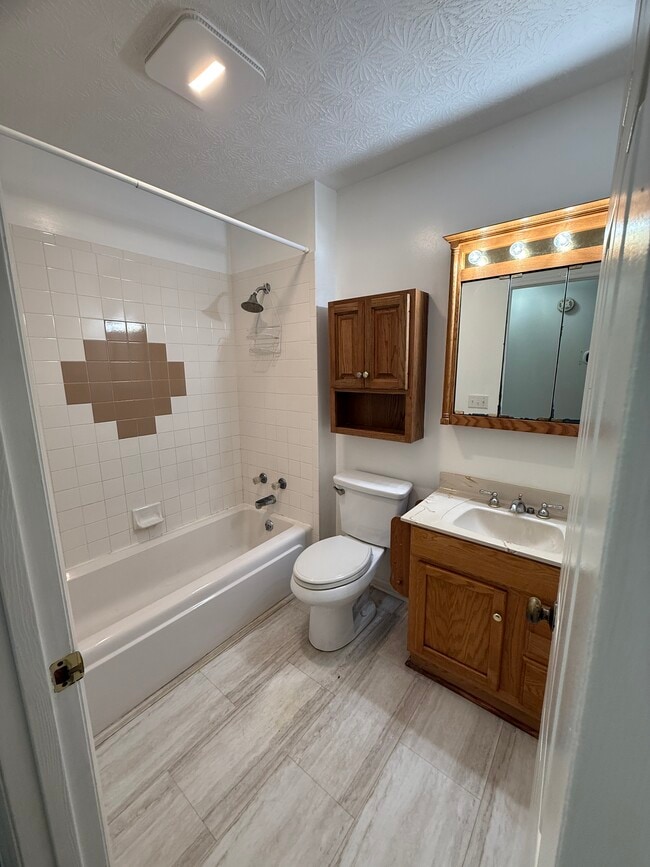 Photo - 3 Bedrooms House, Rockingham County