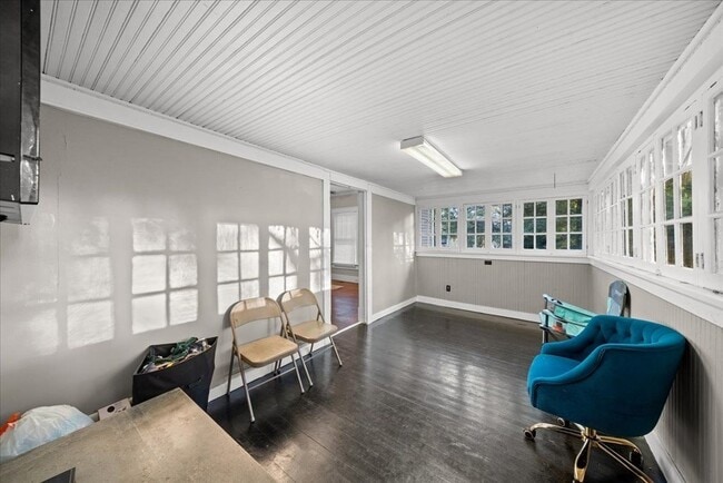 Photo - 1104 N 8th Ave