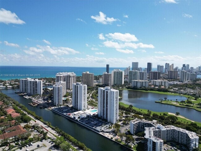 Building Photo - 3675 N Country Club Dr Unit 2106 Rental