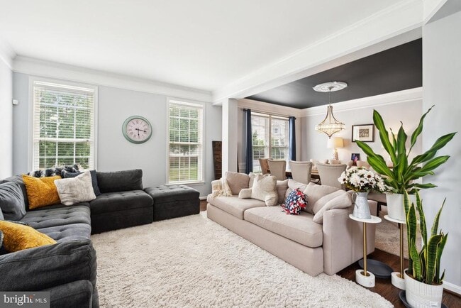 Photo - 43309 Atherton St