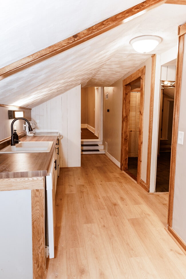 Photo - 327 S Adams St Unit B