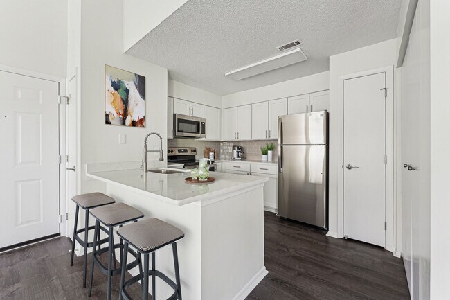 Windsor at Fairlakes apartments — community photo