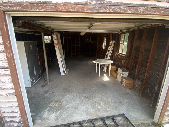 Photo - 229 Valley St