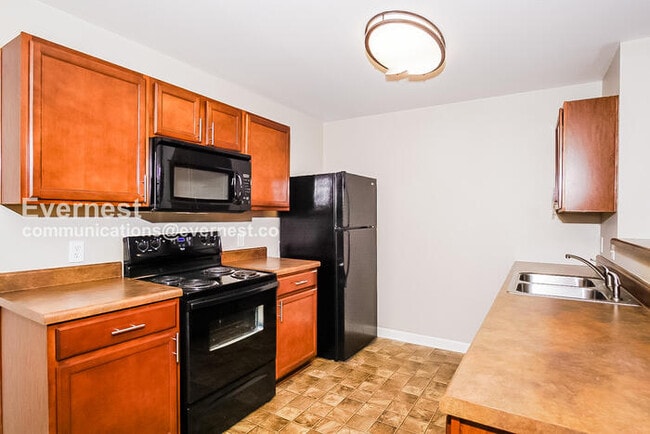 Photo - 29766 Westfield Dr