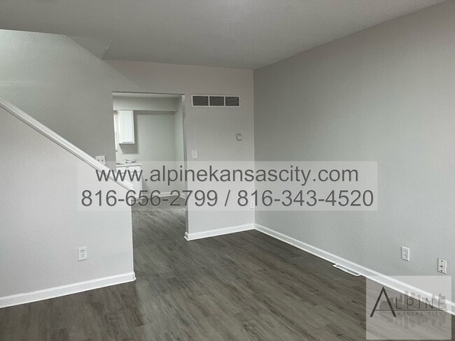 Photo - Updated Duplex, Fort Osage School District