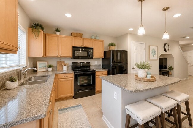 Photo - 159 Crete Ct