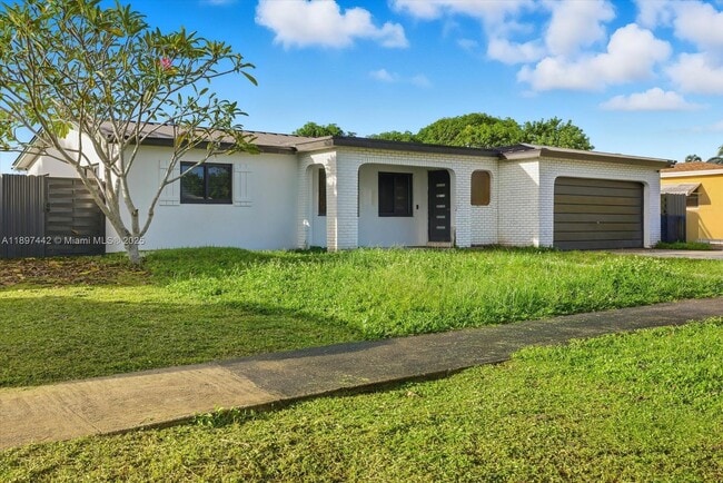 Photo - 6948 NW 8th Ct Casa