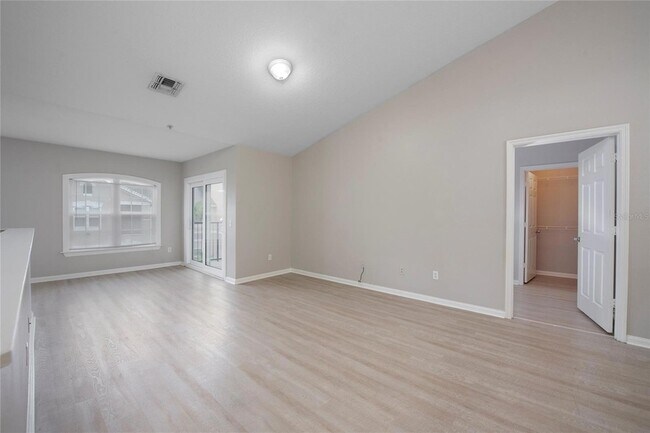 Photo - 6548 Swissco Dr Unit 622