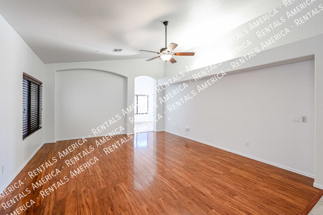 Photo - 20412 N 32nd Pl