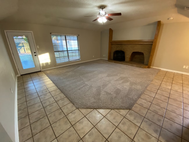 3320 Lockhaven Dr