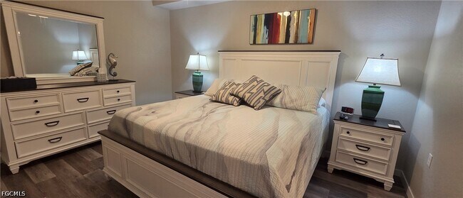 Photo - 16635 Lake Cir Dr Unit 612