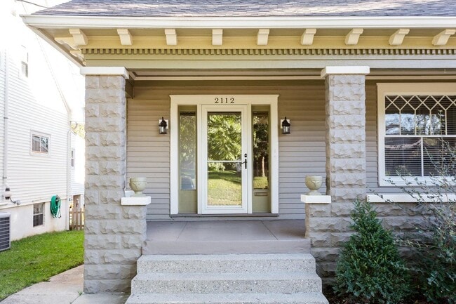 Photo - 2112 Maryland Ave