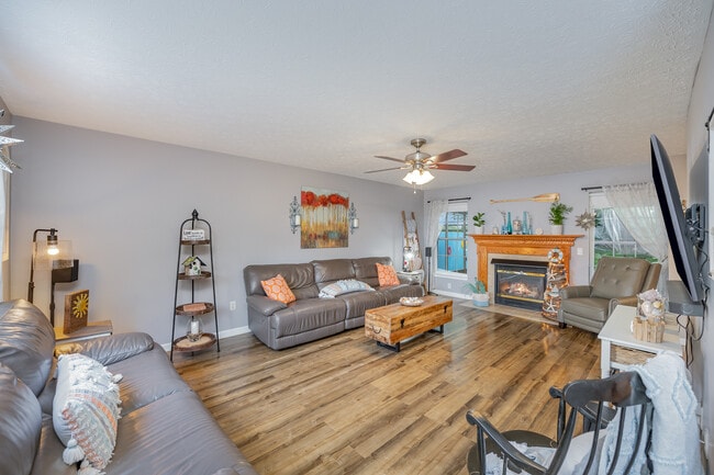 Photo - 451 Indian Lake Dr