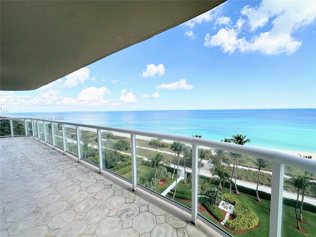 Building Photo - 8855 Collins Ave Unit 8A Rental