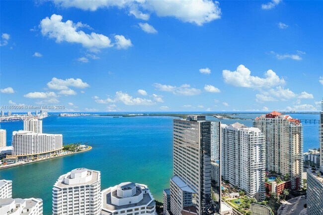 Building Photo - 951 Brickell Ave Unit 4002 Rental