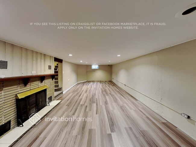 Photo - 10020 Kent St