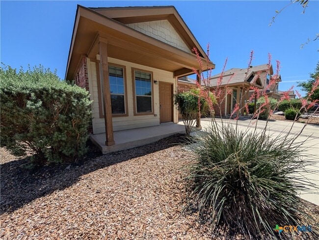 Building Photo - 534 Creekside Cir