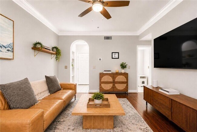 Photo - 3777 Peachtree Rd NE Unit 1105