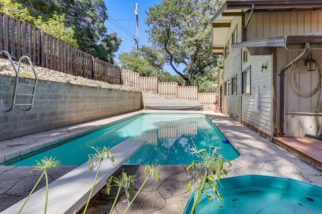 Photo - 2820 Greenway Dr Unidad ID1304853P