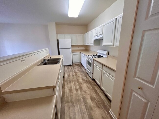 Photo - 2 Bedroom 2 Bath Townhouse in Grayslake