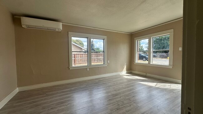 Photo - 509 Marshall Ave