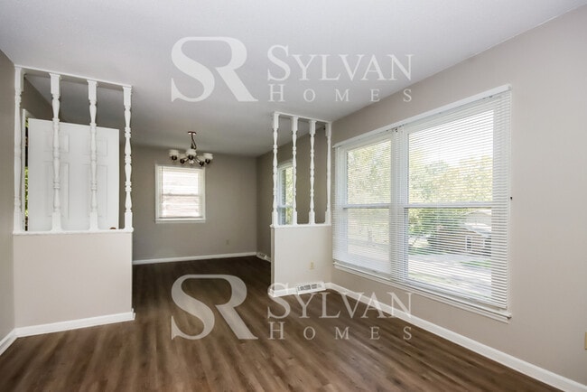 Photo - Welcome home to this stunning 3 bedroom, 2 bathroom brick home
