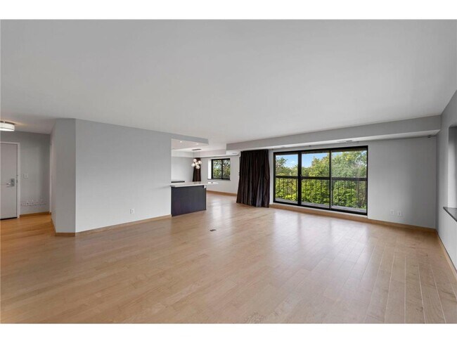 Photo - 2885 Knox Ave S Unit 502