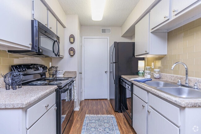 Building Photo - OAKCHASE Rental