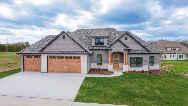Building Photo - 2908 GENESIS Dr