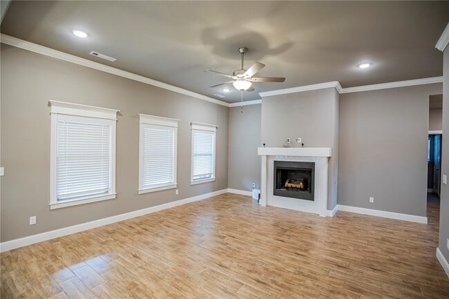 Photo - 1025 Kimball Ln