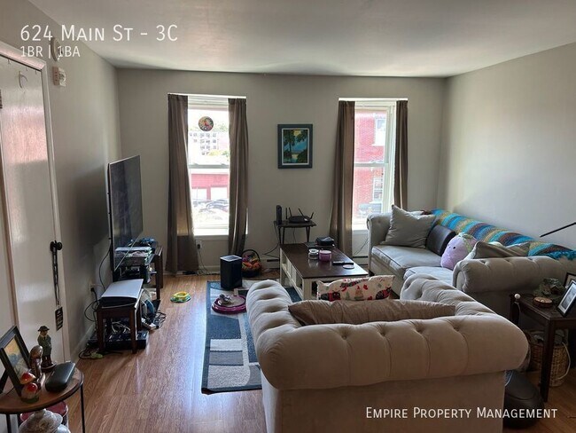 Photo - 624 Main St Unit 3C