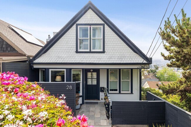 Photo - OPEN HOUSE: Saturday (6/20) 4:30pm-5:00pm. Stunning 3-Level Single Family Home with Modern Touche...