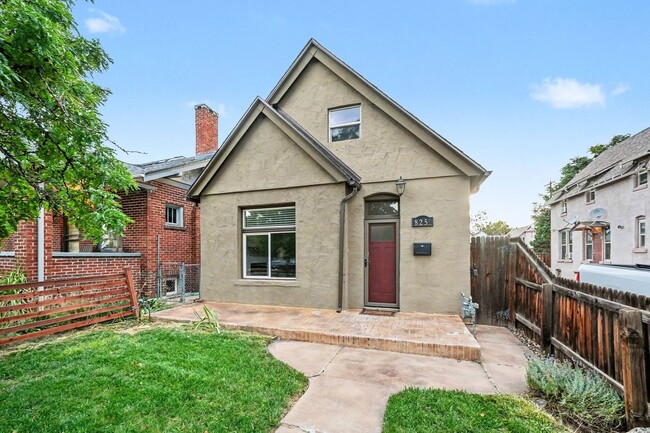 Photo - 825 Fox St