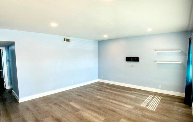 Photo - 1991 NE 32nd St Unit 18