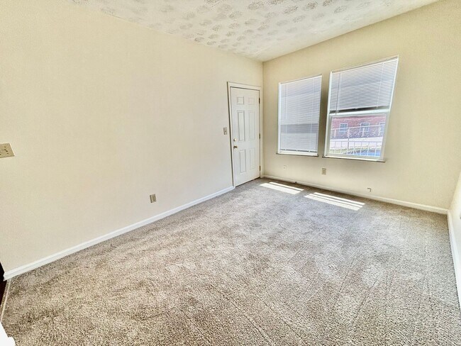 Photo - 2 Bedroom Across from Law School!