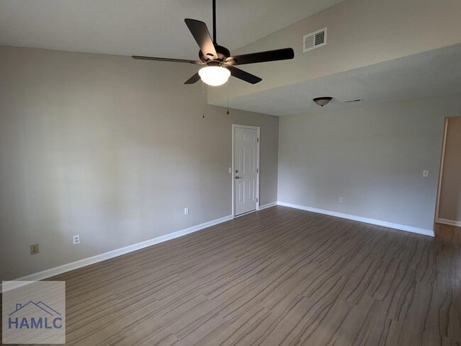 Photo - 628 Honey Ridge Ln