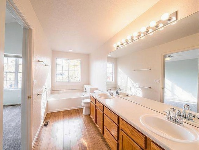 Photo - 437 S Cherrywood Dr