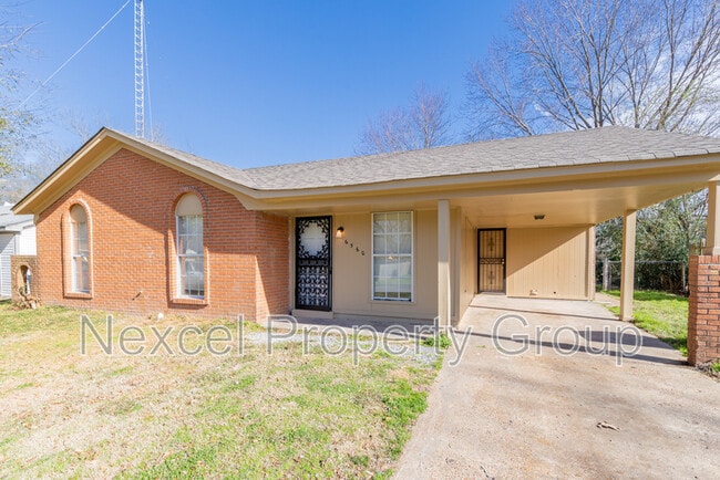 6560 Greenbriar Dr