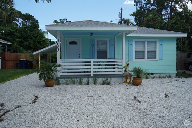 Building Photo - 1603 N Osceola Ave Rental