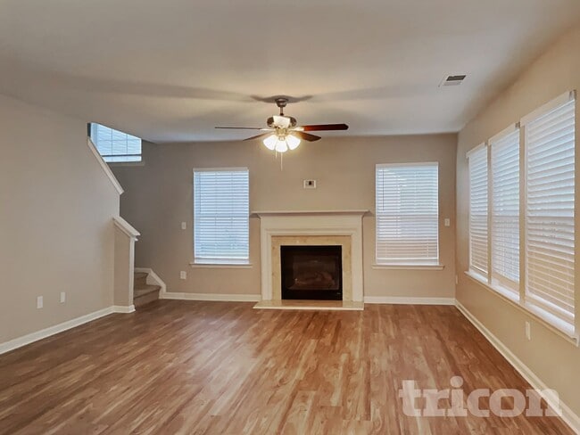 Photo - 2120 Clear Brook Dr