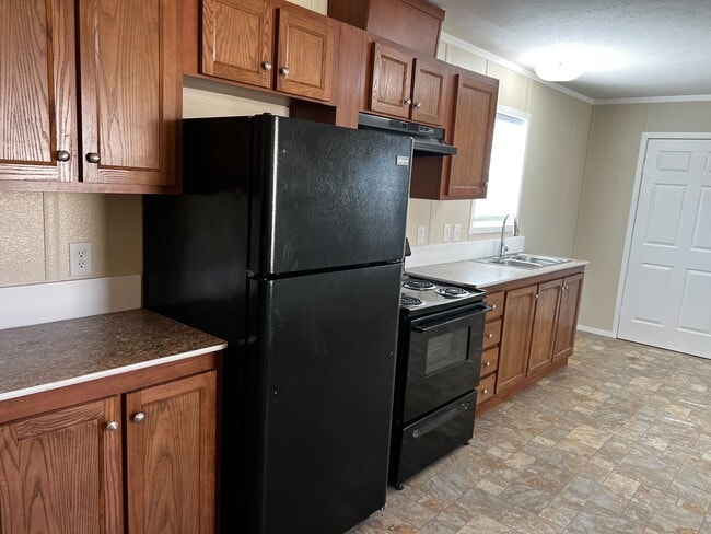 Photo - 709 N Collins Fwy