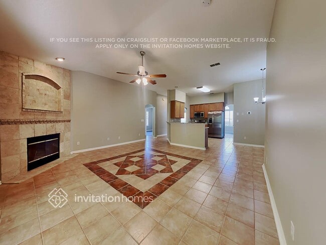 Photo - 1672 Northglen Cir